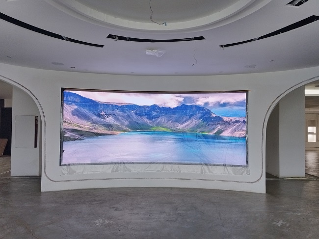 華邦瀛賦能四川興坤社區(qū)，智慧展廳解決方案全展示